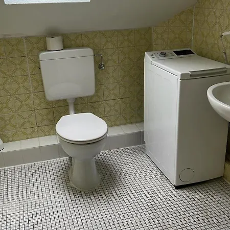 Kleine Uninähe. Bad. Wlan Küche Apartment Duisburg