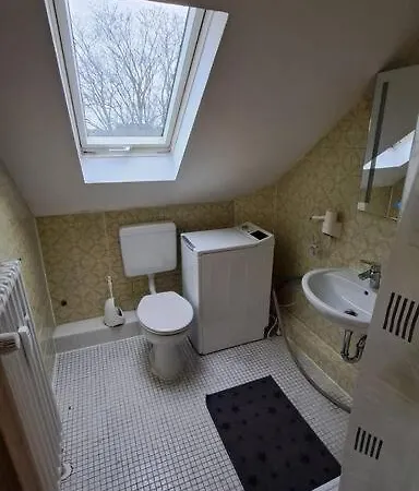 Kleine Uninähe. Bad. Wlan Küche *