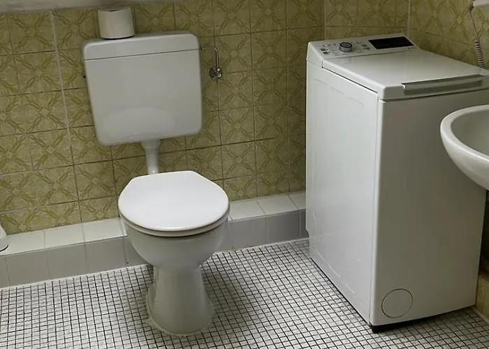 Kleine Uninähe. Bad. Wlan Küche Apartment Duisburg